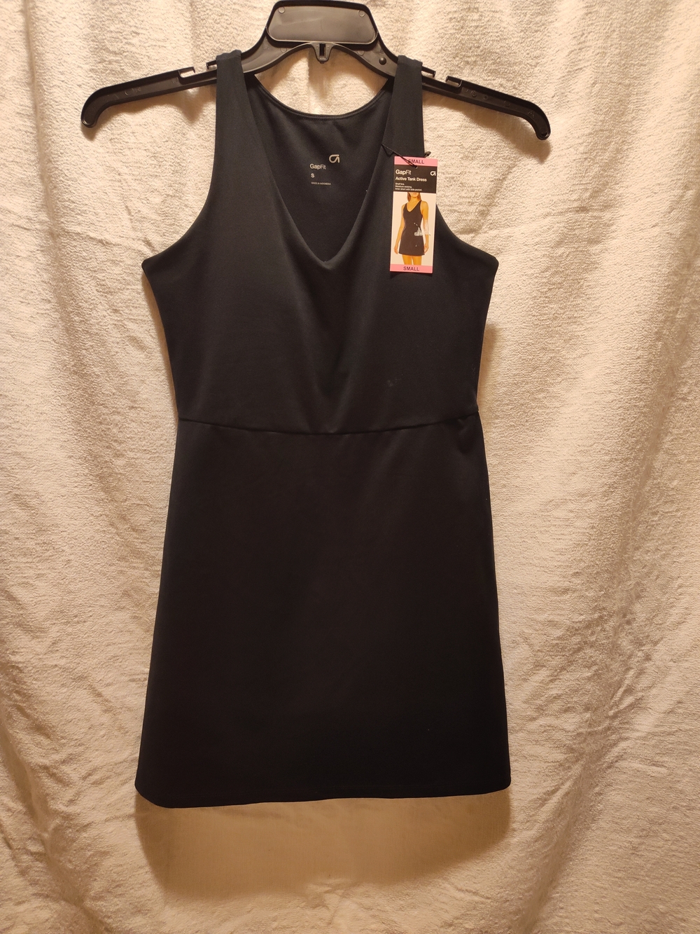 GAP Black Sleeveless V-Neck Dress